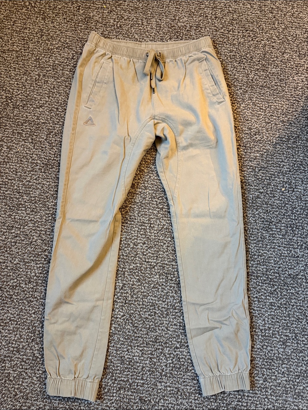 GRACIE BARRA CHINO JOGGERS SIZE 32